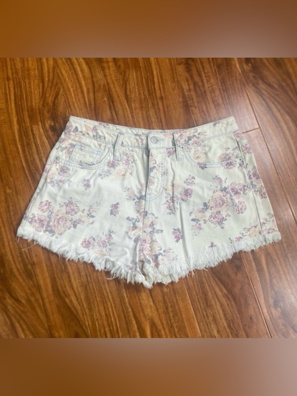 Target Mossimo Womens Cream Floral High Rise Denim Shorts Size 8 Coquettecore